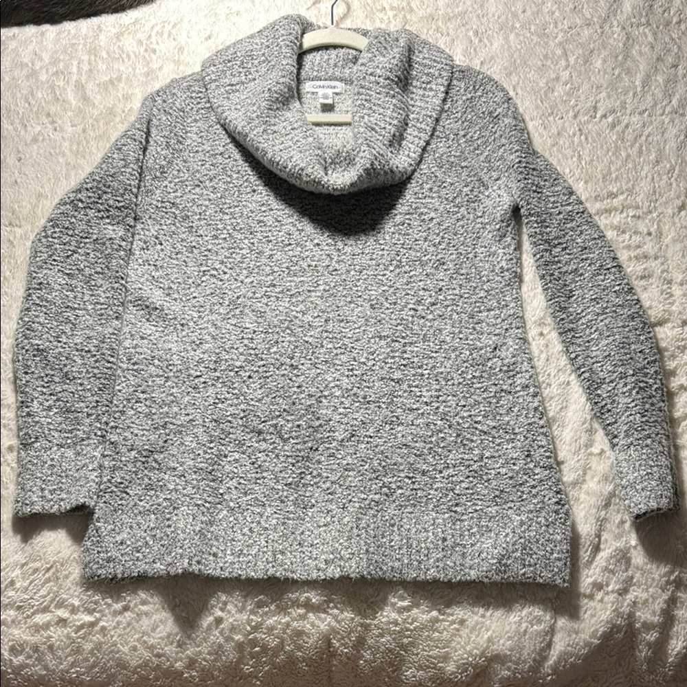 EUC Calvin Klein White Black Fuzzy Knit Cowl Neck Sweater S